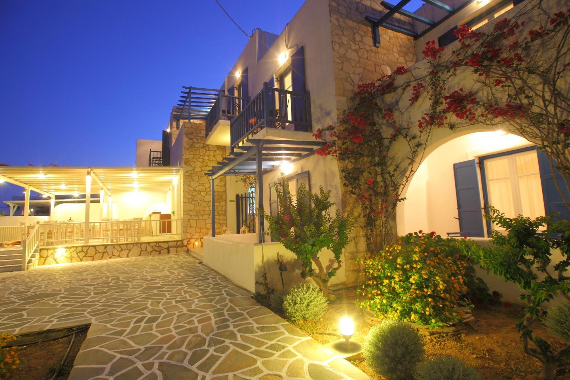 Paros Inn Logaras Exterior photo